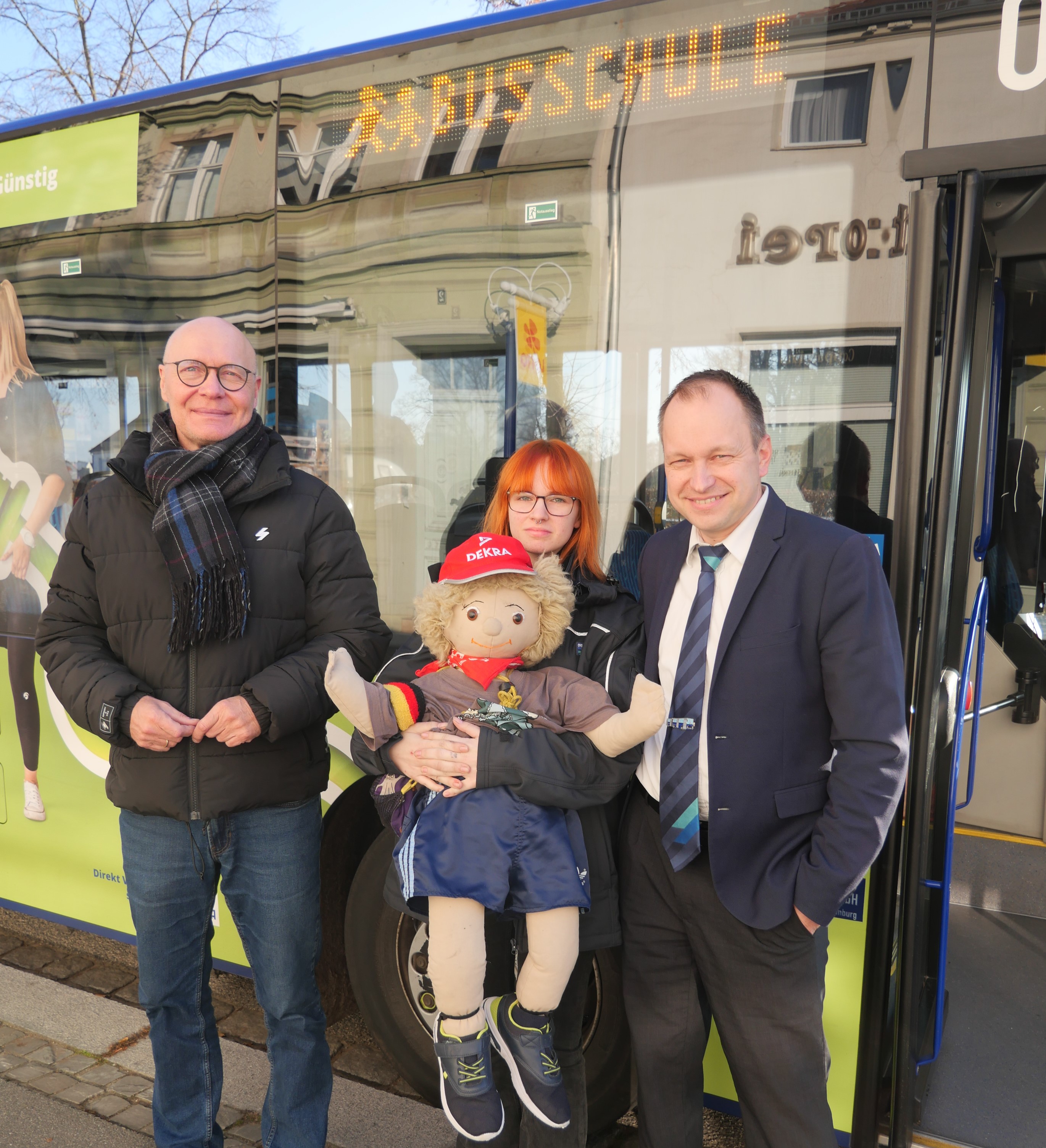 busschule2025fotofussanohbv1