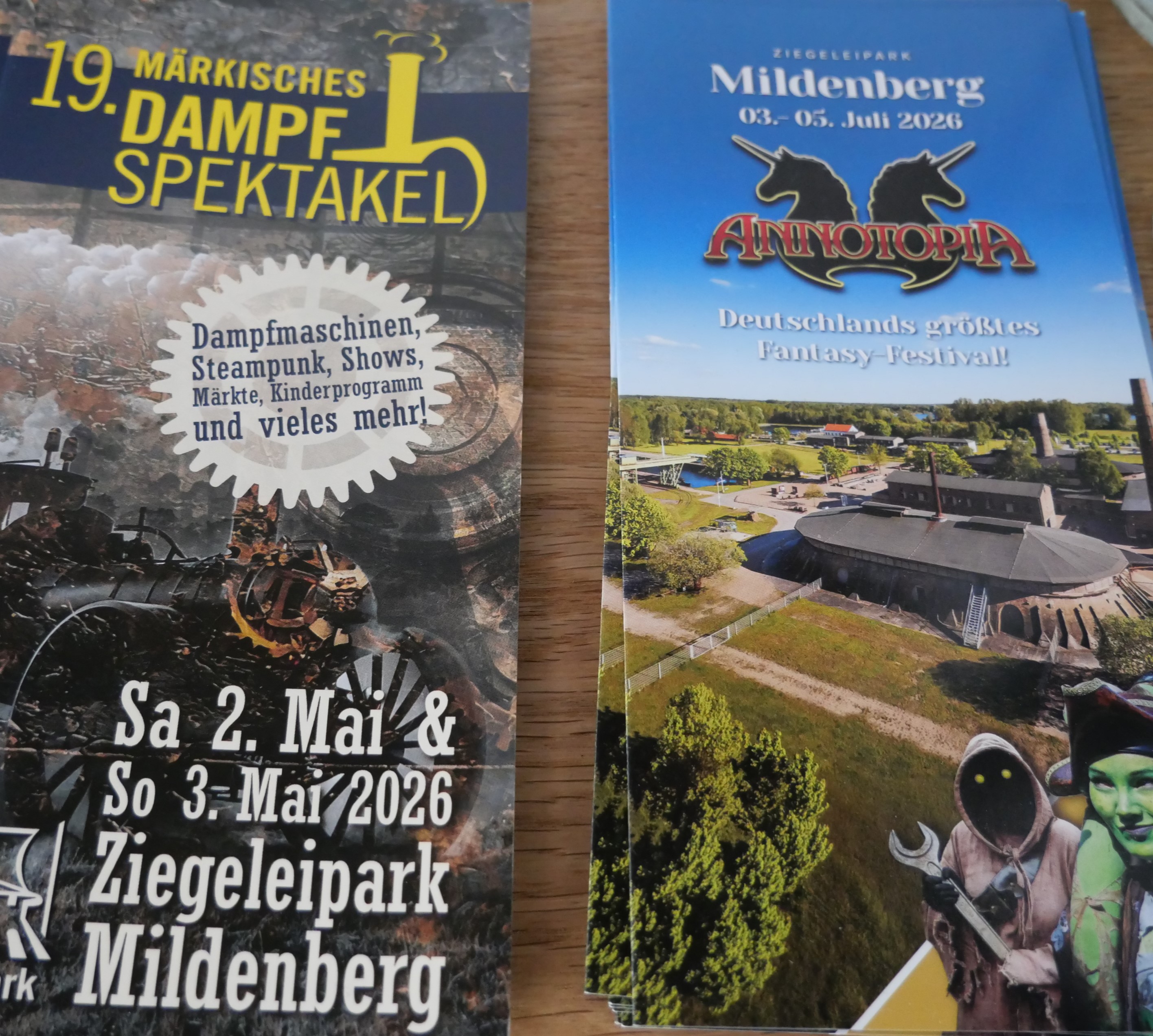 Flyeransicht Märkisches Dampfspektakel und ANNOTOPIA Fantasy Festival